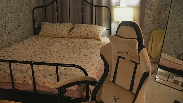 IdaJonesy online show from 17, 10, 2025