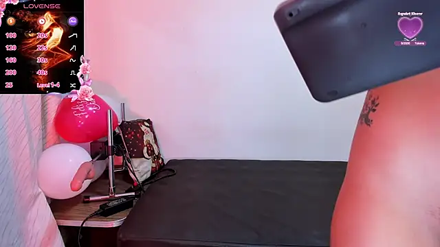 cleopatraa online show from 4, 12, 2025