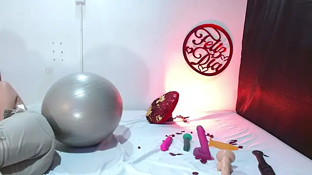 cleopatraa online show from 15, 2, 2025
