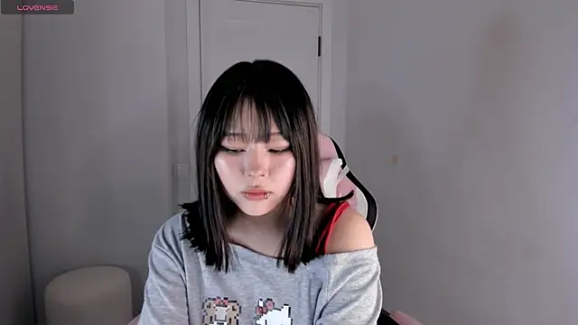 hee young11 online show from 1, 12, 2025