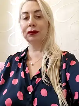 Snapshot of HotJanet chatting on 8, 1, 2025 HotJanet online show from 8, 1, 2025
