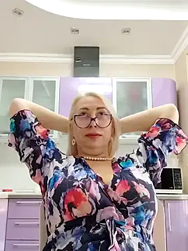 Snapshot of HotJanet chatting on 28, 1, 2025 HotJanet online show from 28, 1, 2025
