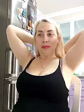 Snapshot of HotJanet chatting on 16, 3, 2025 HotJanet online show from 16, 3, 2025