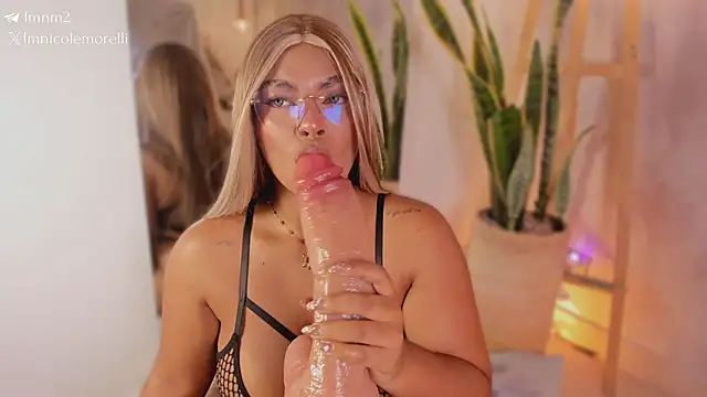 Nicolemorelli2 online show from 25, 4, 2026