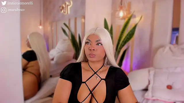 Nicolemorelli2 online show from 13, 11, 2025