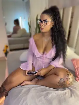 Snapshot of Nicolemorelli2 chatting on 10, 6, 2026 Nicolemorelli2 online show from 10, 6, 2026