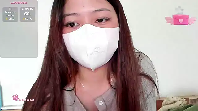 Snapshot of Seena-Mochi chatting on 11, 2, 2025 Seena-Mochi online show from 11, 2, 2025