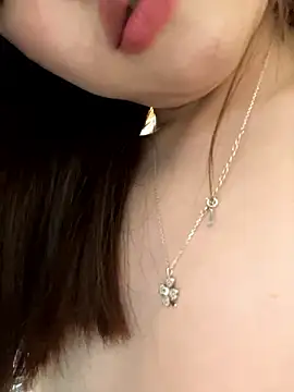 Snapshot of Seena-Mochi chatting on 7, 12, 2024 Seena-Mochi online show from 7, 12, 2024