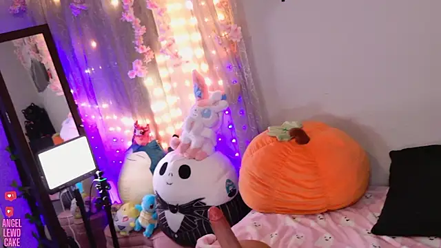 Angel-Lewd-Cake online show from 26, 3, 2026