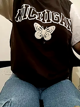 Snapshot of sweet_jia23 chatting on 7, 11, 2025 sweet jia23 online show from 7, 11, 2025