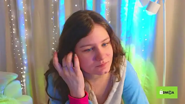 Snapshot of Charlotte_wow chatting on 6, 2, 2025 Charlotte wow online show from 6, 2, 2025