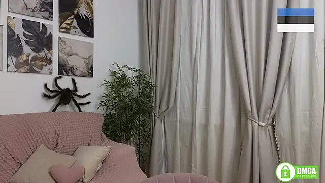 Charlotte wow online show from 20, 11, 2025