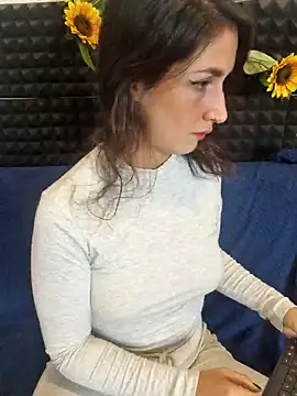 Stefania PT online show from 6, 11, 2025