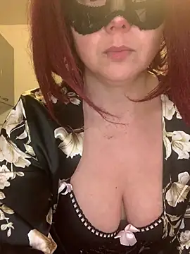 la petite prunette69 online show from 18, 3, 2025