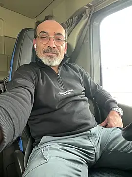 dzhakar online show from 2, 2, 2026