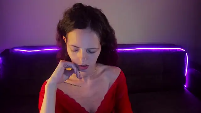 Snapshot of RubyAttwood chatting on 12, 5, 2026 RubyAttwood online show from 12, 5, 2026
