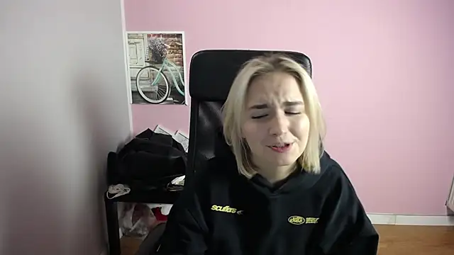 viktoria lovely online show from 10, 3, 2026