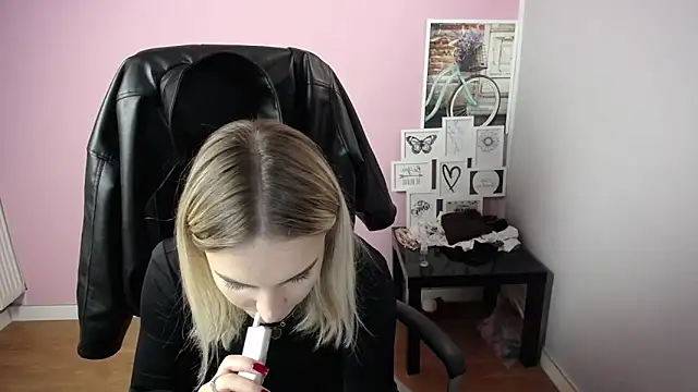 viktoria lovely online show from 17, 10, 2025