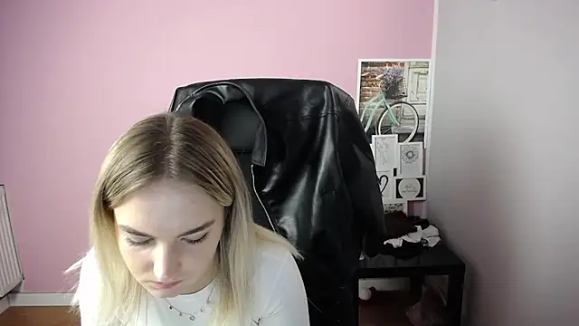 viktoria lovely online show from 21, 10, 2025