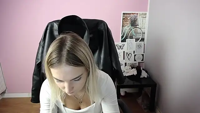 viktoria lovely online show from 13, 10, 2025