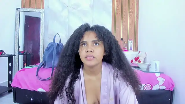 makena18 online show from 4, 10, 2025
