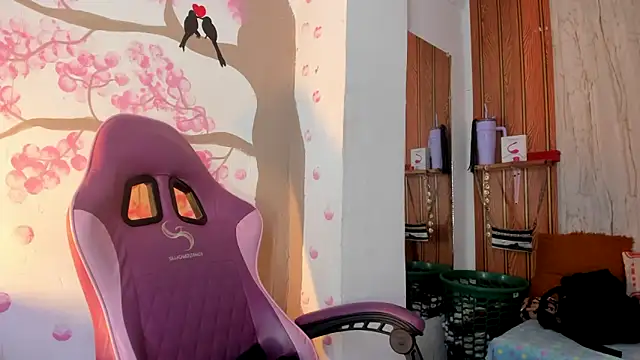 Alika01 online show from 10, 2, 2026