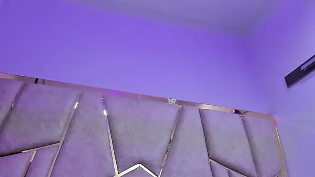 Kloe Candy1 online show from 19, 4, 2026