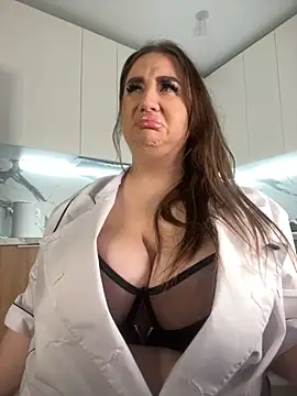 Snapshot of GabiBoobs chatting on 11, 10, 2025 GabiBoobs online show from 11, 10, 2025