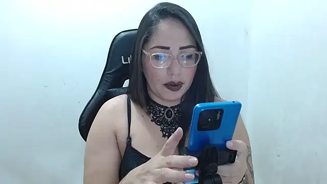 natashasmithe online show from 5, 11, 2025