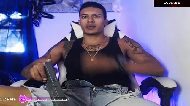 Snapshot of Ryan_coopper chatting on 21, 10, 2025 Ryan coopper online show from 21, 10, 2025