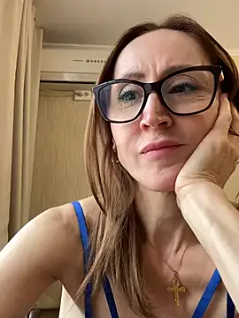 LauraDavis online show from 28, 2, 2026