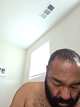 Bearhoney843 online show from 20, 10, 2025