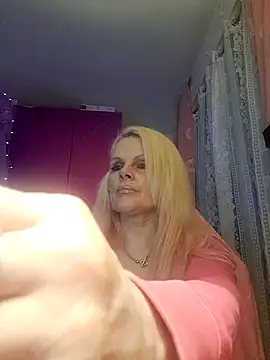 Snapshot of Angeldevilus chatting on 8, 2, 2025 Angeldevilus online show from 8, 2, 2025