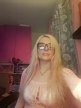 Snapshot of Angeldevilus chatting on 31, 1, 2025 Angeldevilus online show from 31, 1, 2025