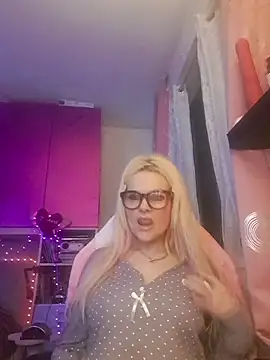 Snapshot of Angeldevilus chatting on 14, 2, 2025 Angeldevilus online show from 14, 2, 2025