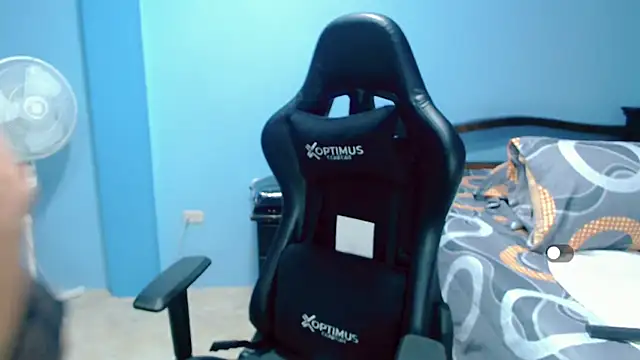 Lily Benet1 online show from 4, 2, 2026