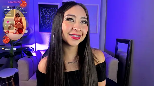  cloe martinez online show from 15, 10, 2025