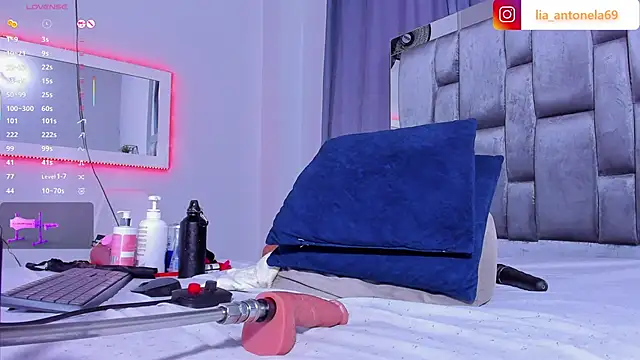 Antonellahorny69 online show from 20, 2, 2025