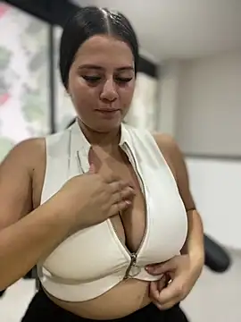 Natalia Cleark09 online show from 1, 3, 2025