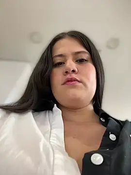 Natalia Cleark09 online show from 4, 2, 2026