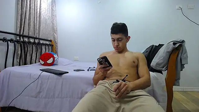 Snapshot of Iam_yourbabyprincess_XD chatting on 15, 2, 2025 Iam yourbabyprincess XD online show from 15, 2, 2025