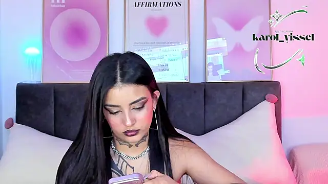 Hinataw33d01 online show from 11, 4, 2026