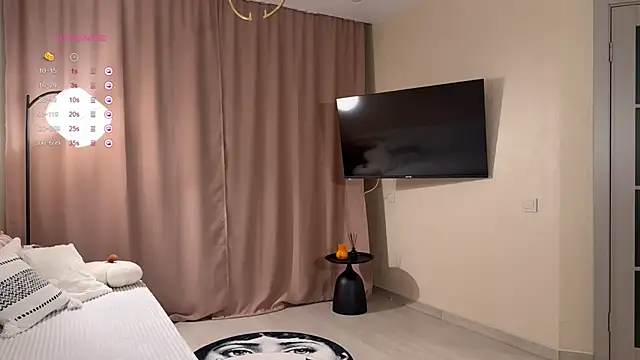 Monika Taylor17 online show from 26, 4, 2026