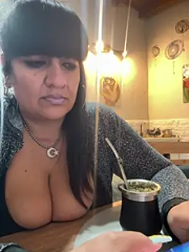 Snapshot of Sensualmente333 chatting on 24, 6, 2026 Sensualmente333 online show from 24, 6, 2026