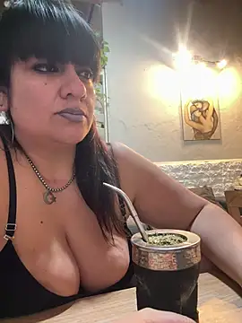 Snapshot of Sensualmente333 chatting on 28, 7, 2026 Sensualmente333 online show from 28, 7, 2026