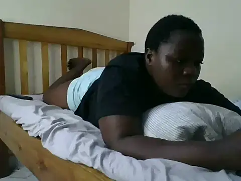 Snapshot of Horny_wifey254 chatting on 8, 7, 2026 Horny wifey254 online show from 8, 7, 2026