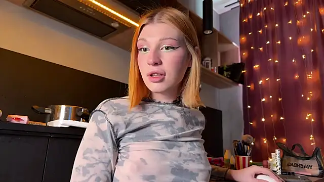 Snapshot of ilona_wine chatting on 4, 6, 2026 ilona wine online show from 4, 6, 2026