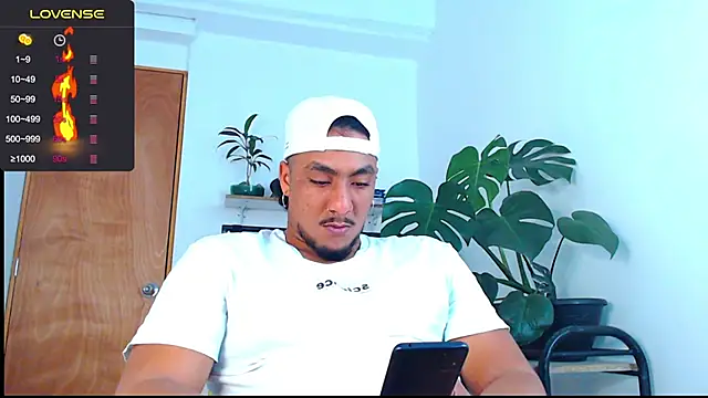 yosoy enzo2020 online show from 20, 1, 2025