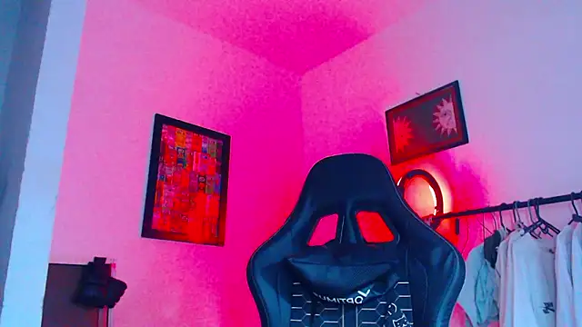 yosoy enzo2020 online show from 15, 3, 2026