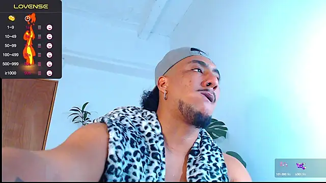 yosoy enzo2020 online show from 16, 1, 2025